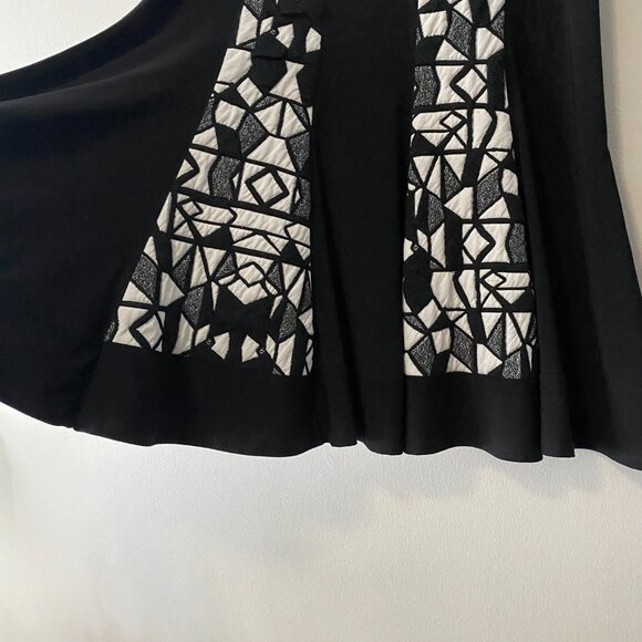 Marallis Collection Black White Geometric Pattern Skirt - Picture 7 of 10